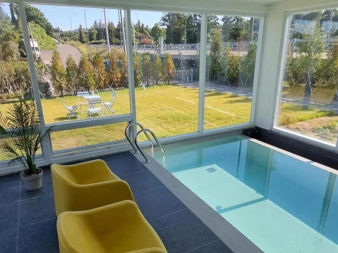 Villa Jeju Danim Dokchae Poolvilla
